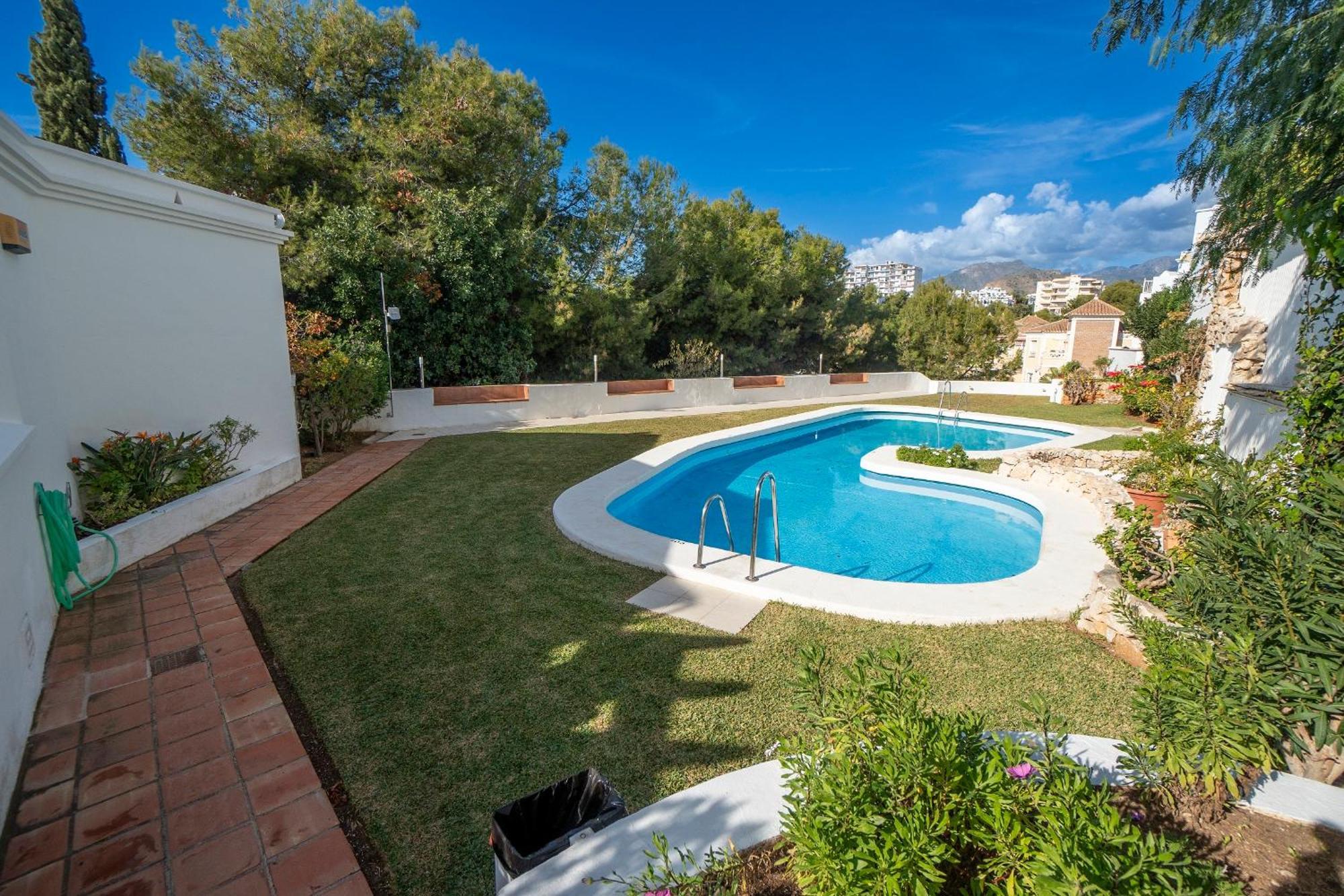 Apartamento Residensol 13 Menyber Nerja Exterior foto